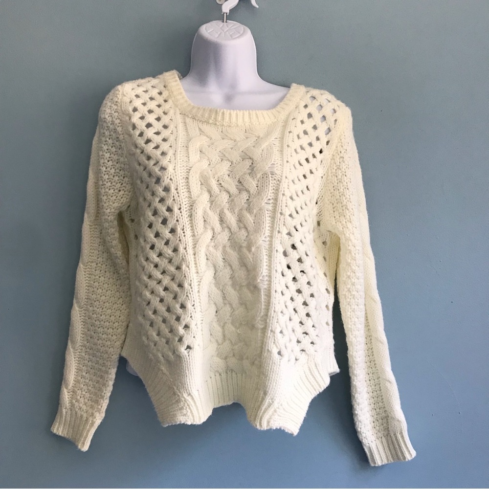 Jealous Tomato Sweater w/asymmetric hem M